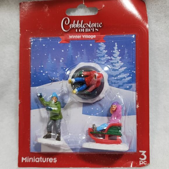 COBBLESTONE Corners Winter Village Miniature Christmas Figurines 11pcs Landscape - Picture 5 of 8